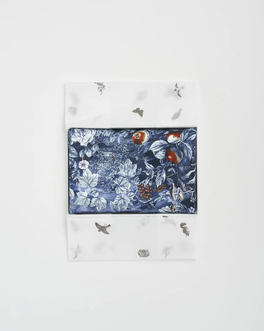 Discount Fable England Aurora Silk Pillowcase Midnight Blue