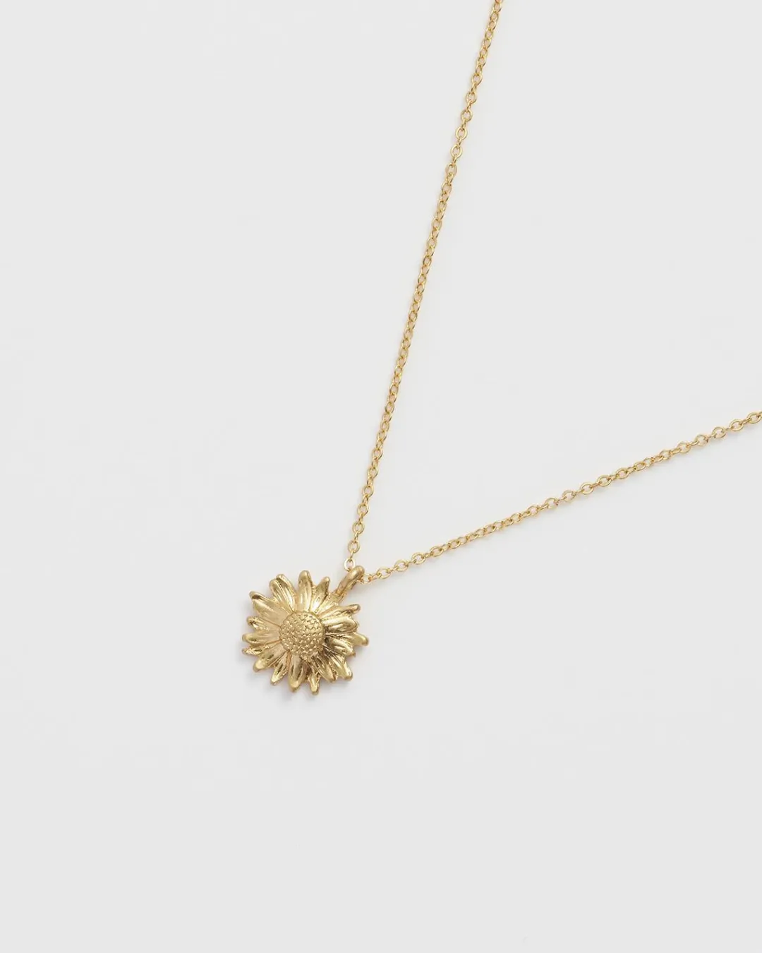 Fashion Fable England Daisy Chain Necklace