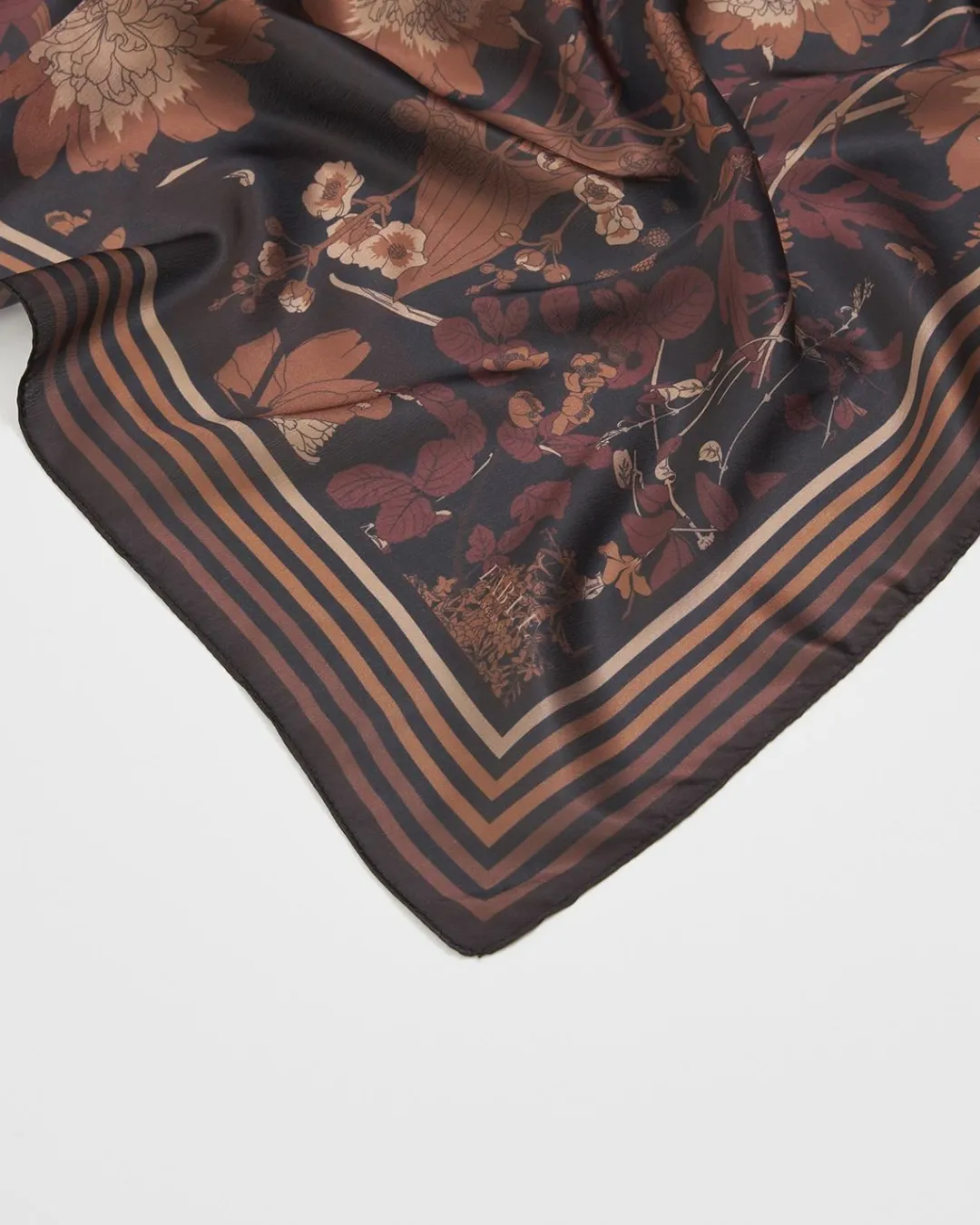 Fashion Fable England Deco Bloom Black Square Scarf