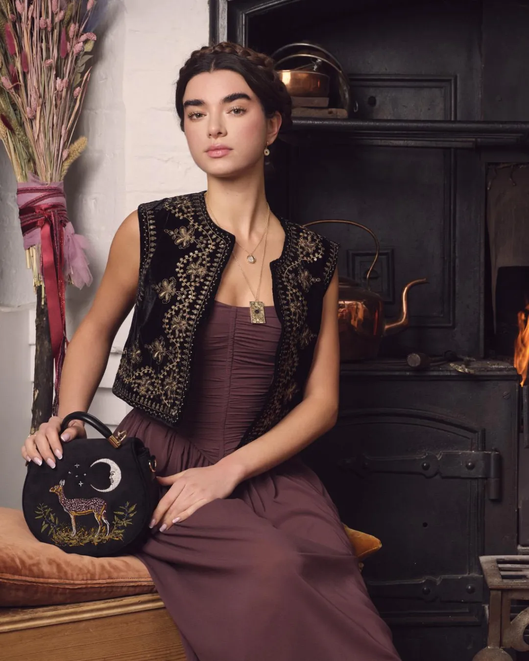 Fashion Fable England Deer & Moon Velvet - Embroidered Saddle Bag Black