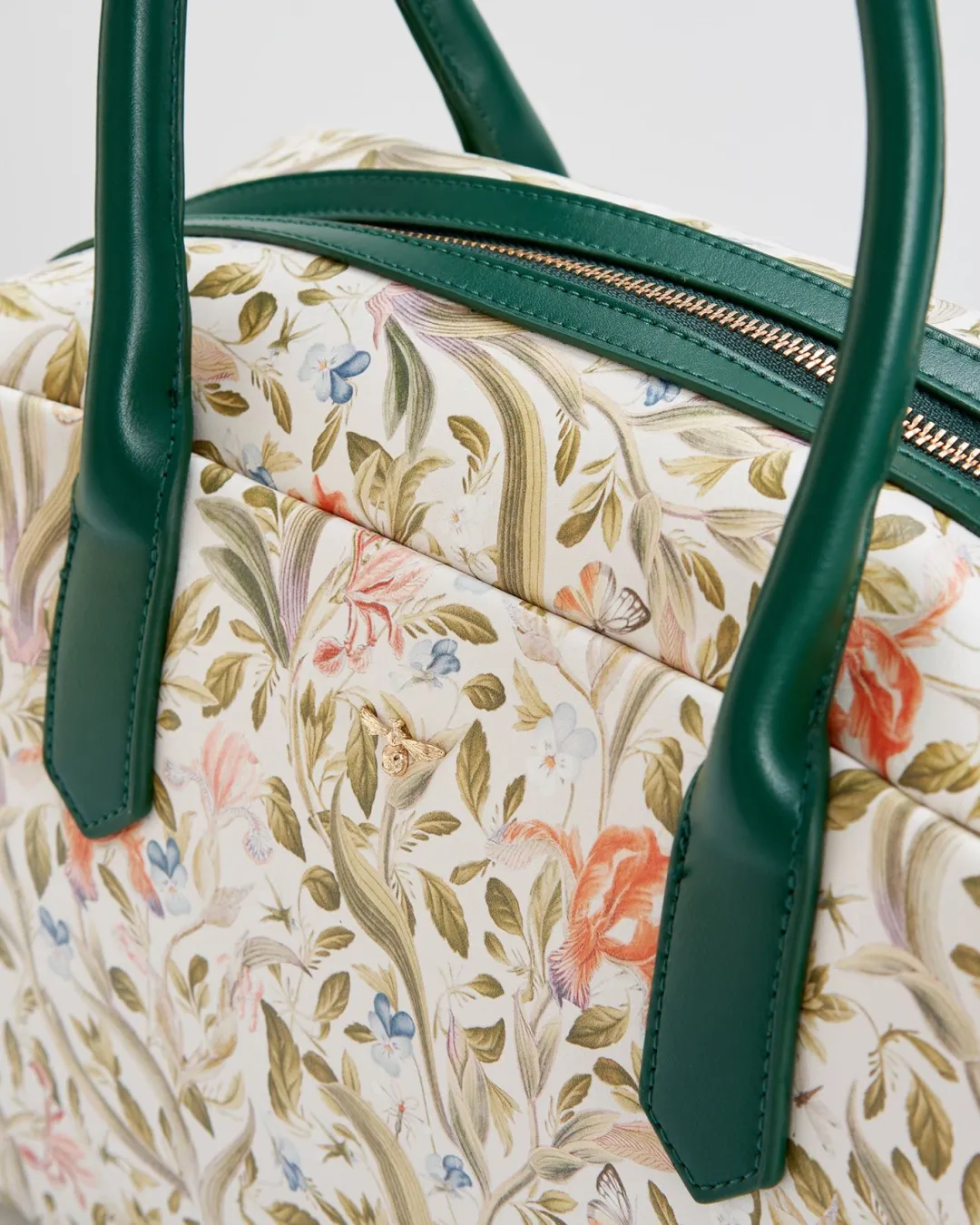 Hot Fable England Eloise Bag Iris Green