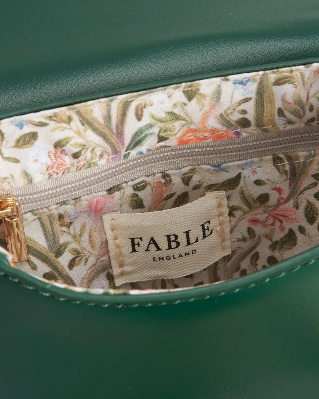 Hot Fable England Eloise Bag Iris Green