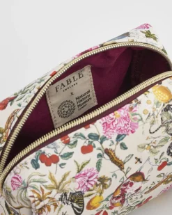 Hot Fable England Floral Engravings PU Cosmetics Pouch