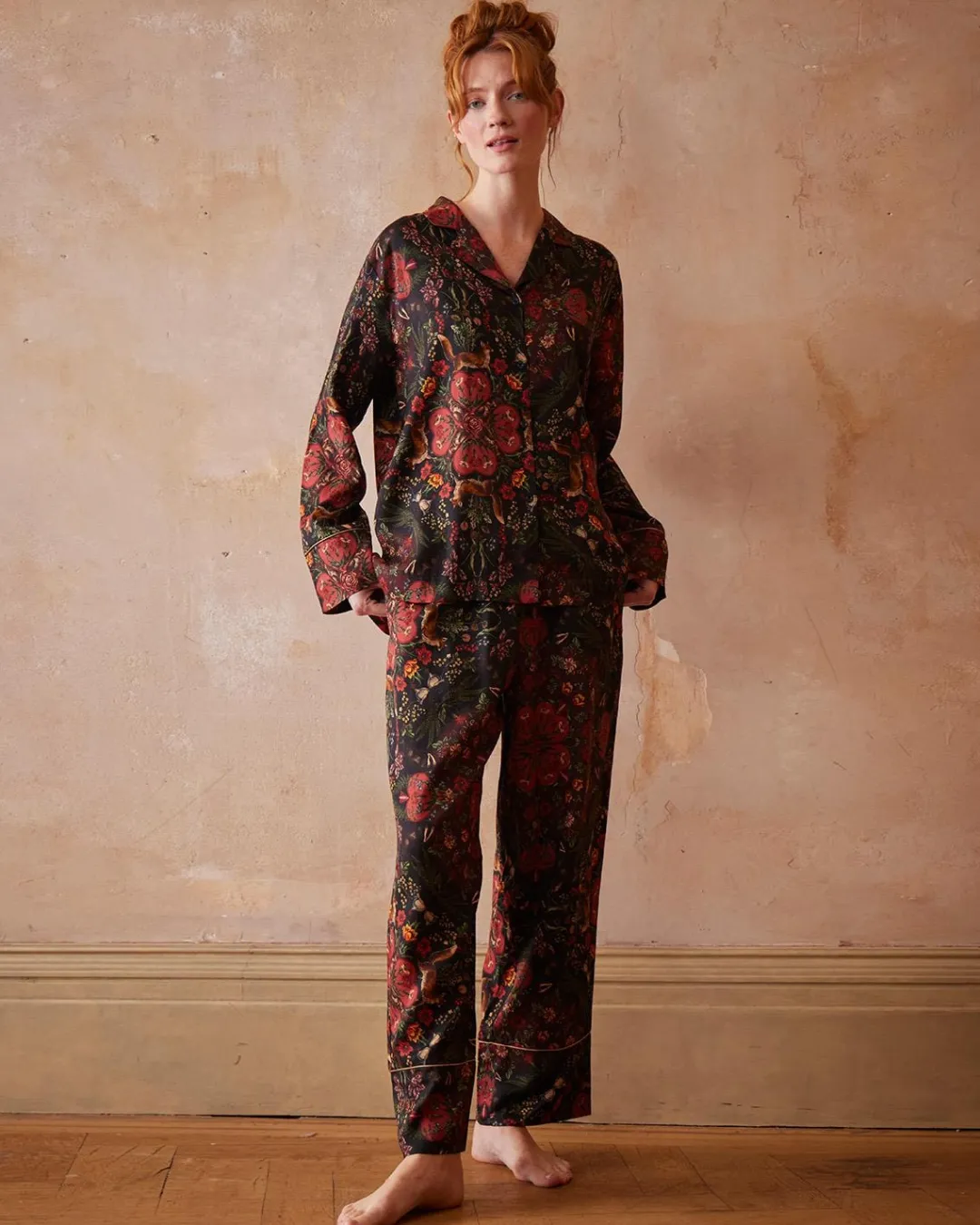 Online Fable England Folksy Fox Pajamas Black