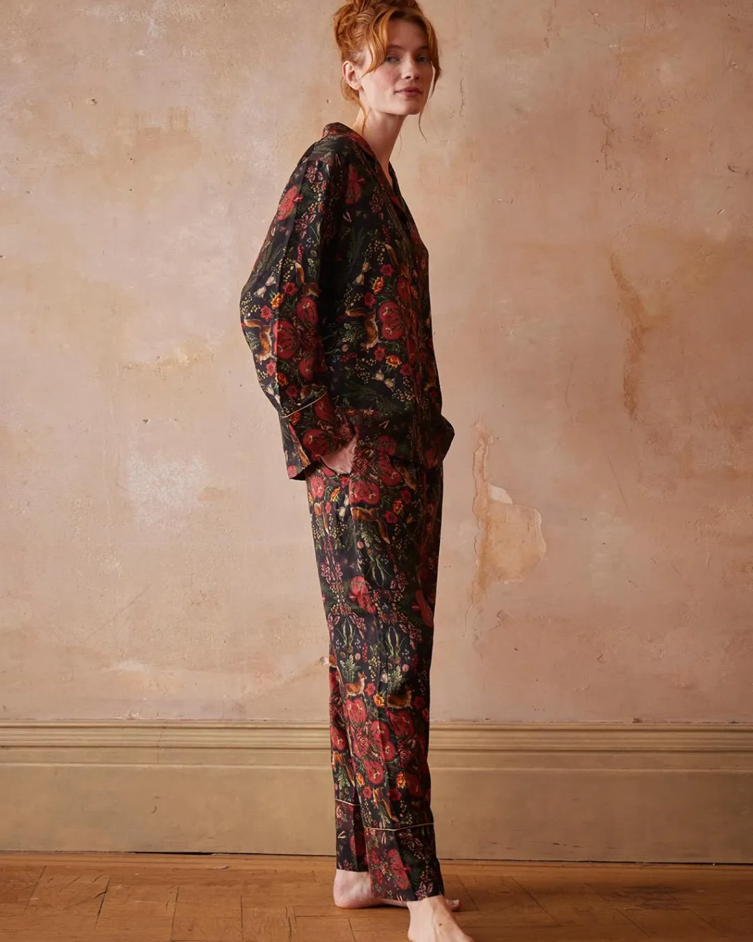 Online Fable England Folksy Fox Pajamas Black