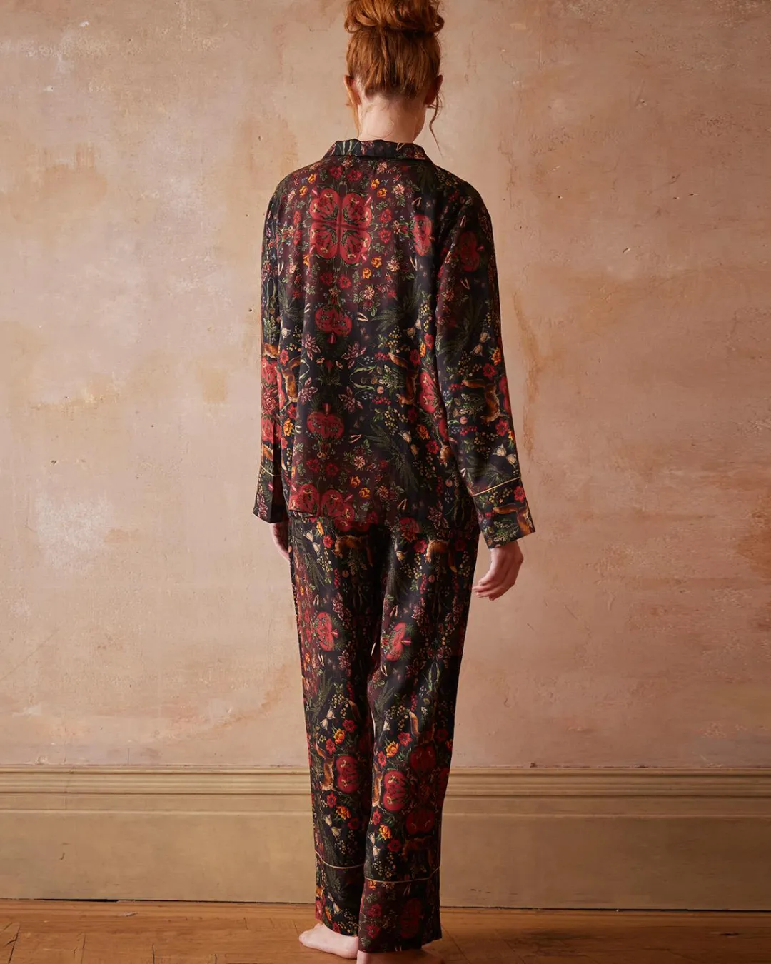 Online Fable England Folksy Fox Pajamas Black