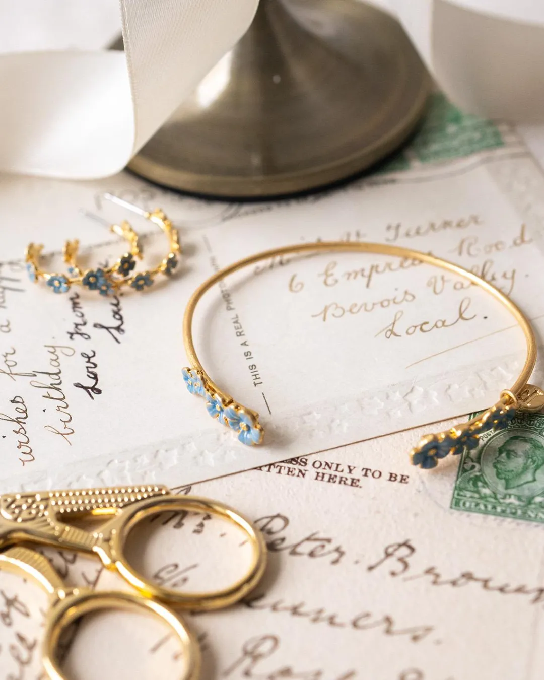 Online Fable England Forget-Me-Not Bangle