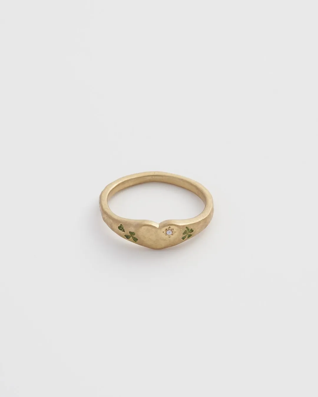 New Fable England Four Leaf Clover & Pearl Signet Ring