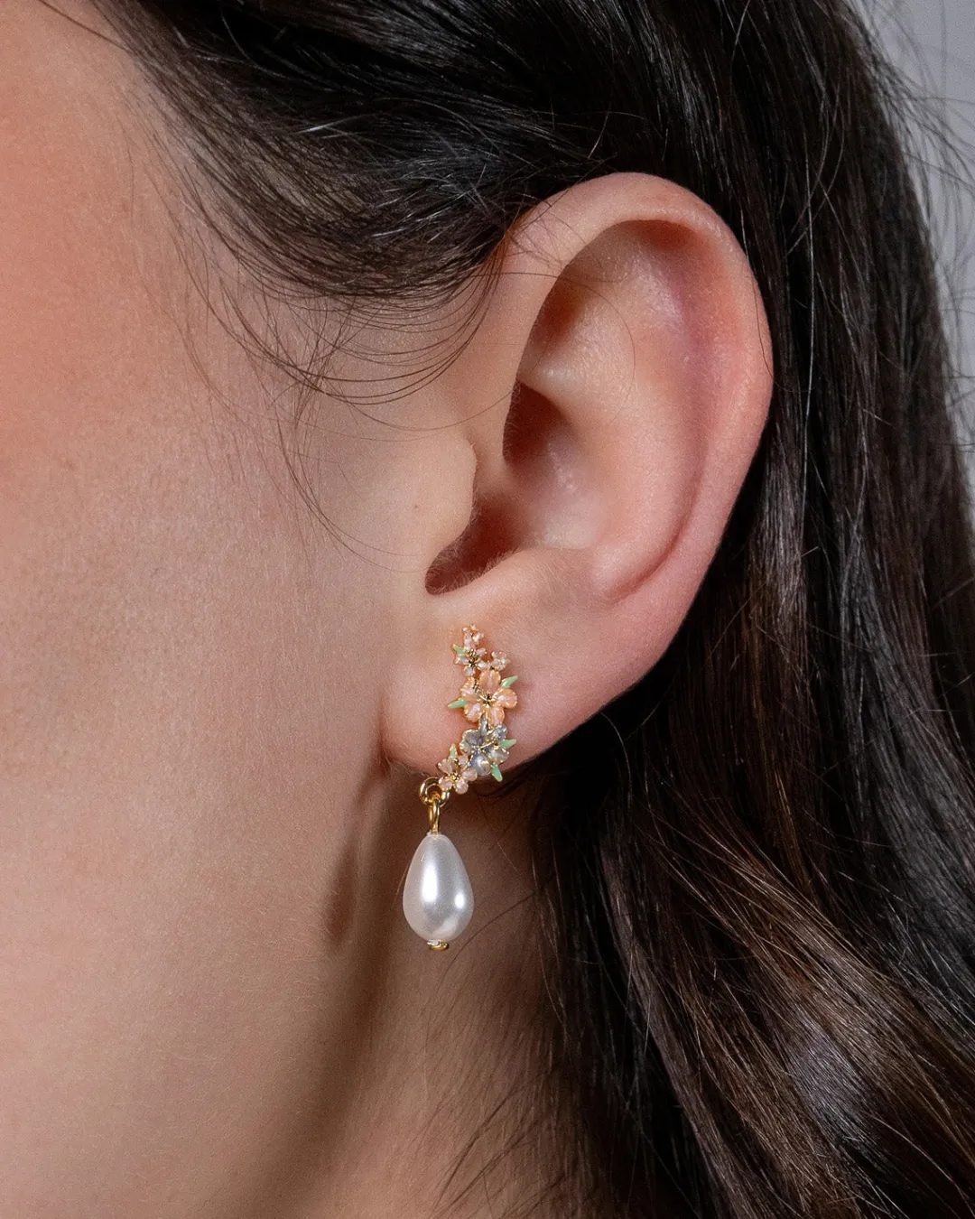 Online Fable England Hibiscus & Pearl Earrings