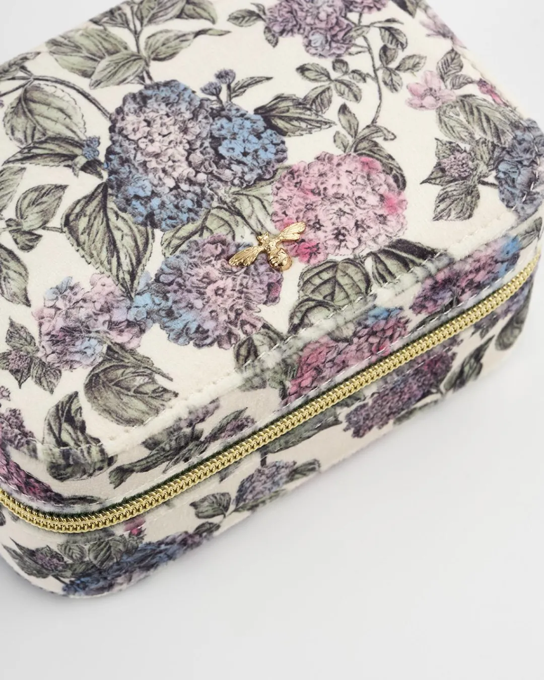 Fashion Fable England Hydrangea Large Jewelry Box