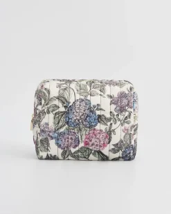 Fashion Fable England Hydrangea Large Quilted Makeup Bag