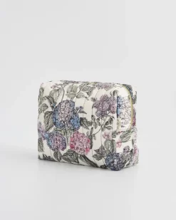 Fashion Fable England Hydrangea Large Quilted Makeup Bag
