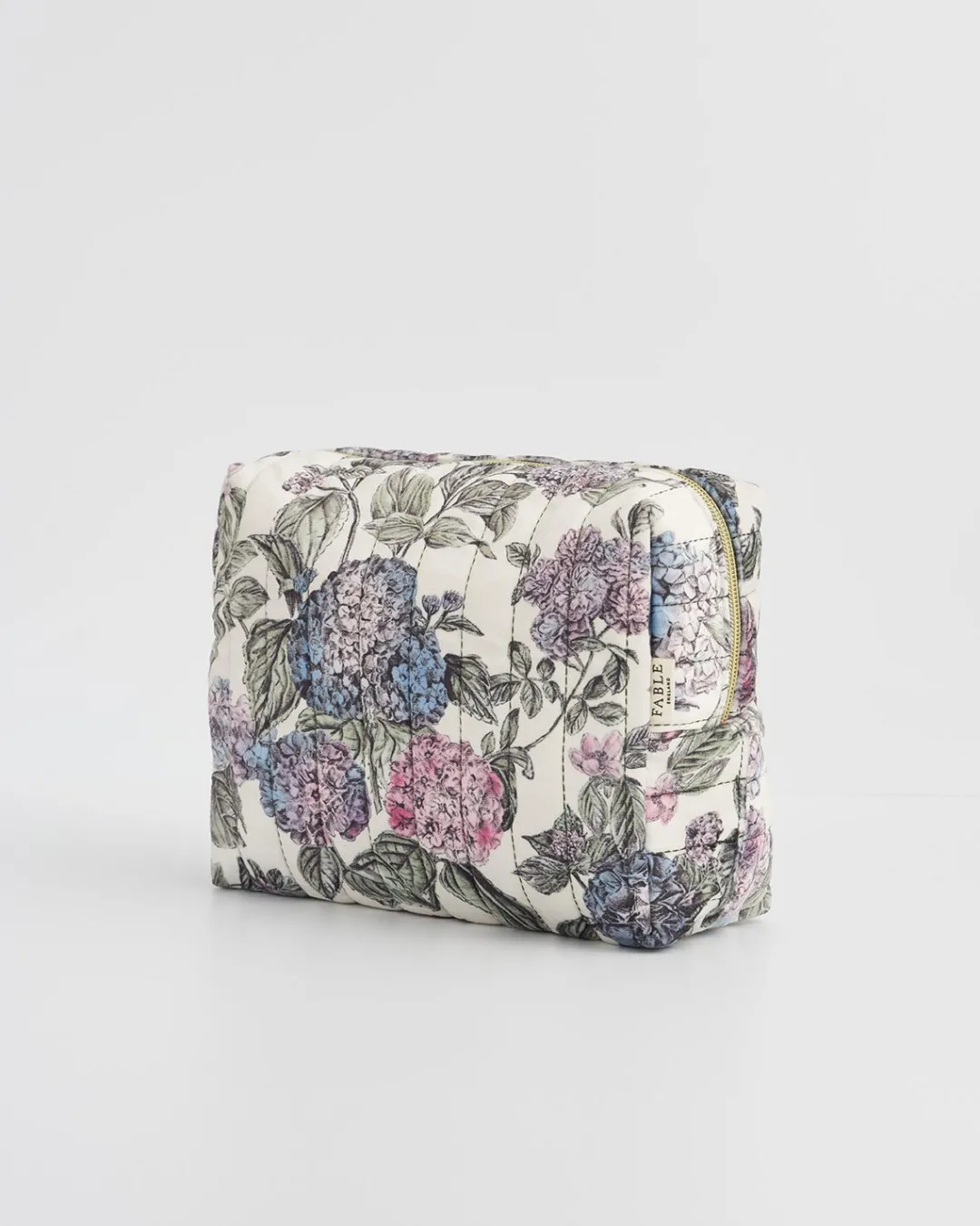Fashion Fable England Hydrangea Large Quilted Makeup Bag