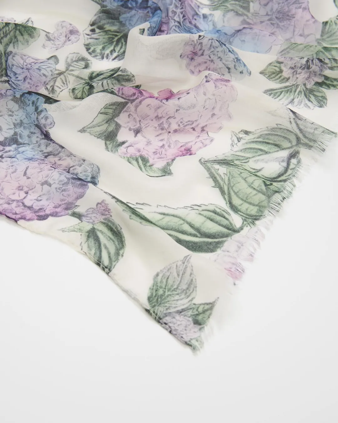 Outlet Fable England Hydrangea Light Weight Scarf