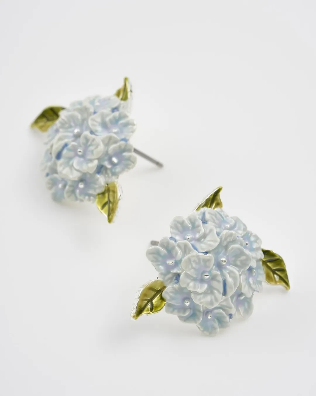 Hot Fable England Hydrangea Silver Earrings