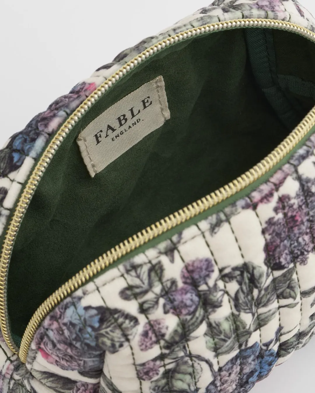 Discount Fable England Hydrangea Small Quilted Makeup Bag