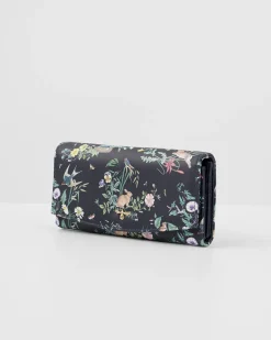 Fashion Fable England Running Bunny Large Wallet