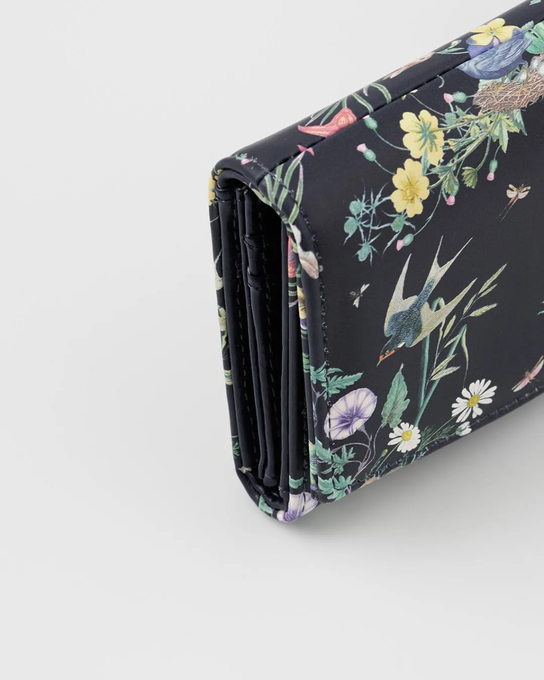 Fashion Fable England Running Bunny Large Wallet