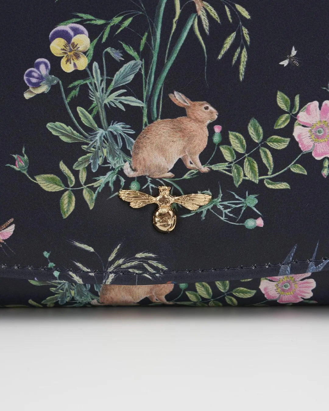 Fashion Fable England Running Bunny Large Wallet