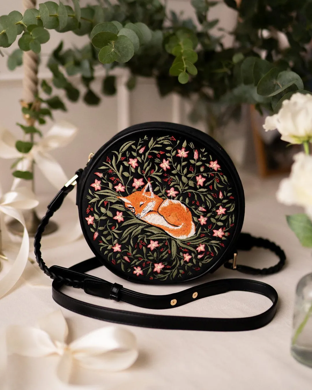 Sale Fable England Sleepy Fox Circle Purse