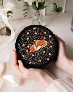 Discount Fable England Sleepy Fox Round Jewelry Box