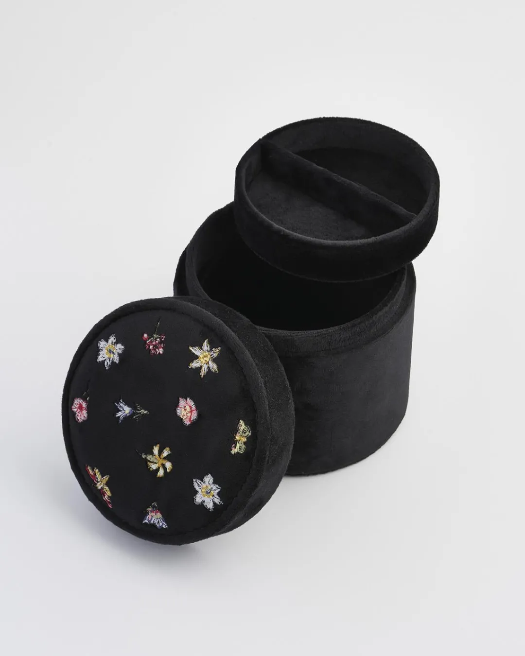 Best Fable England Wolf Garden Ditsy Black Velvet Embroidery Jewelry Box
