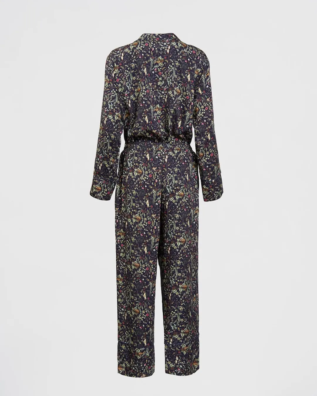 Fashion Fable England Wolf Garden Pajamas