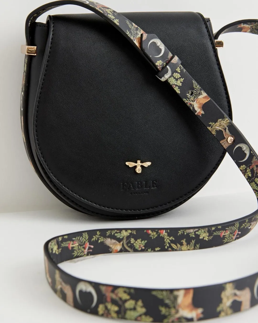 Fashion Fable England Woodland Toile Saddle Bag - Black